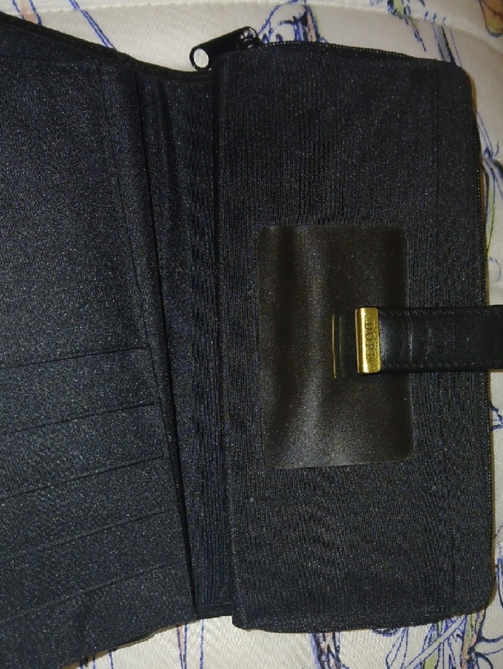 Dopp Black and Gold Travel Wallet - Picture 4 of 7